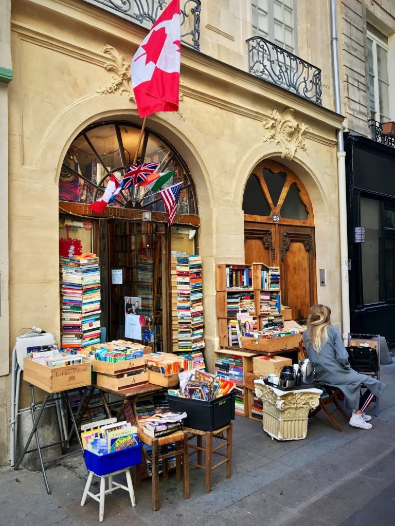 Rue de la Parcheminerie bookshop