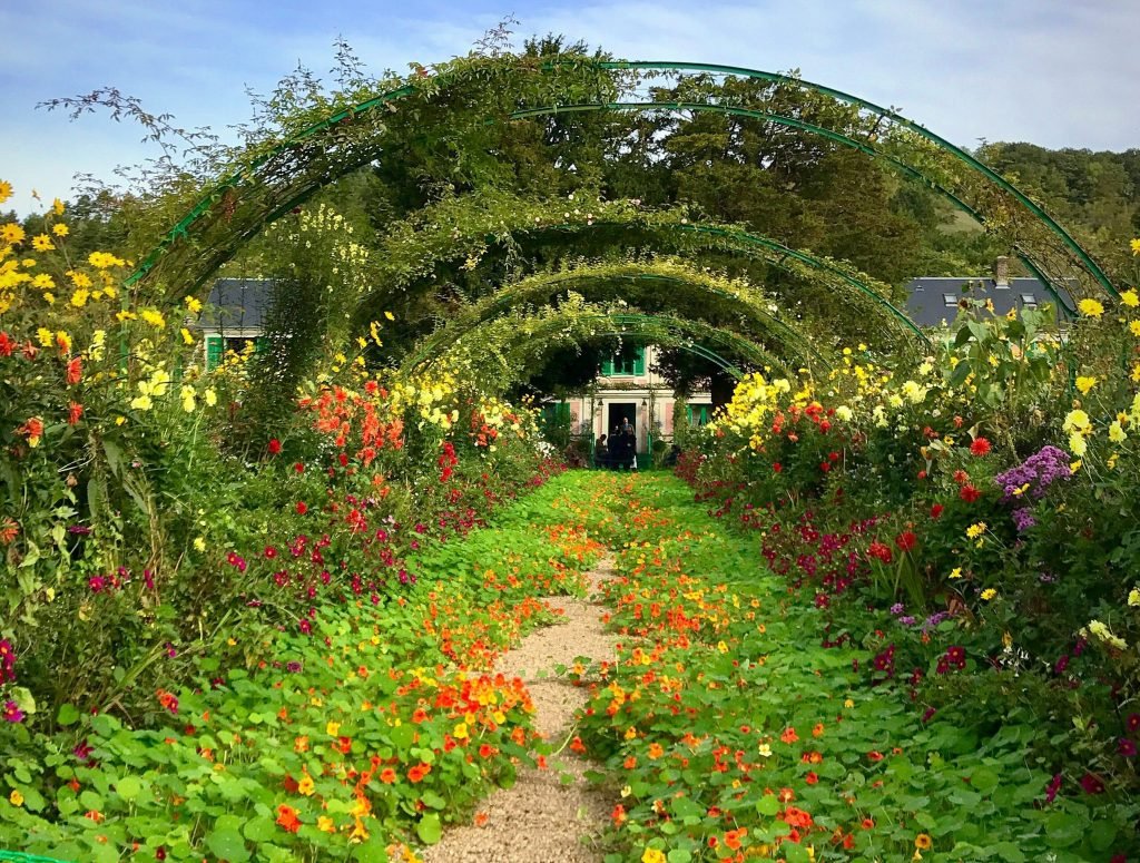 Giverny tunnel